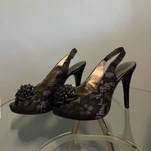 Lulu Townsend Women's Brooch Black Lace Slingback Peep Toe Pumps Heels Size 8